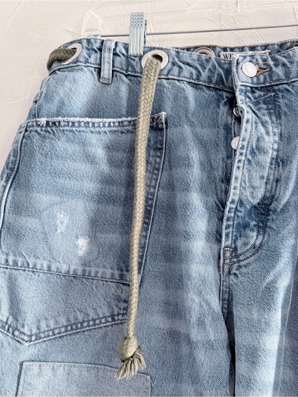 We The Free Moxie Pull-On Barrel Jeans - Truest Blue - sz 31 - Picture 7 of 9